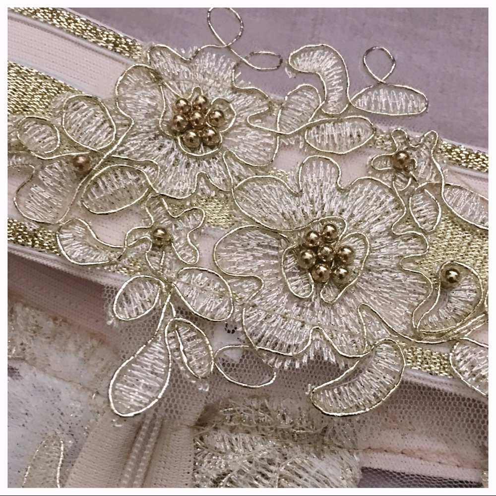 sold♡ ・ ˚ ⁺⭐️ - Picture 7 of 9